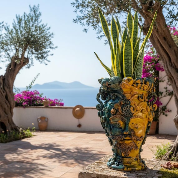 giant moor's head 46 cm in Sicilian ceramics, handcrafted, modern heads, Moors' heads, ceramic heads, vases, plant holders,