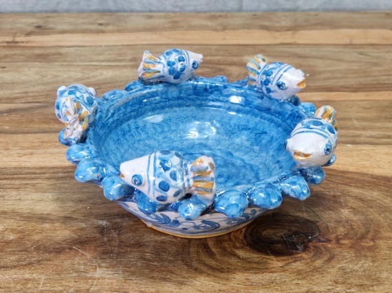 Caltagirone handcrafted ceramic centerpiece with fish, centerpiece, handcrafted ceramic, artistic ceramic, pocket emptier