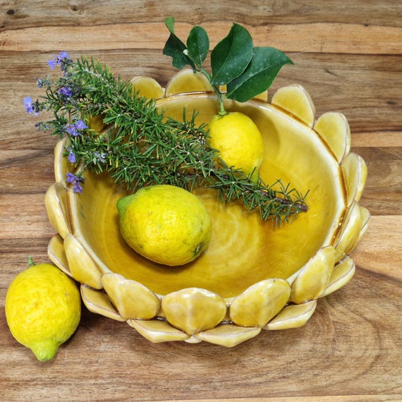 Centerpiece 31 cm artichoke leaves bowl Sicilian Ceramic Caltagirone Artisan made entirely by hand