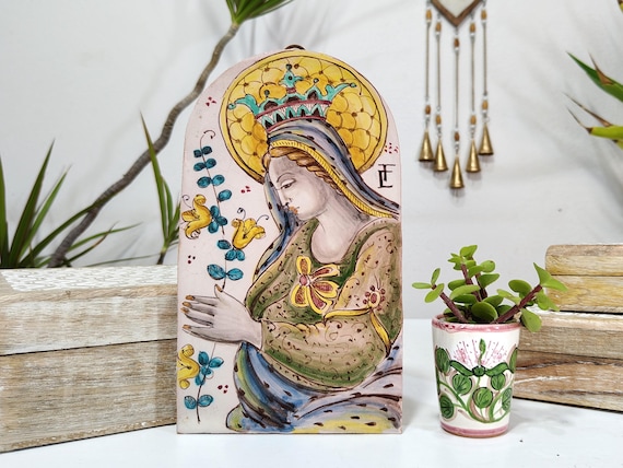 Ancient Sicilian tile depicting the Virgin Mary