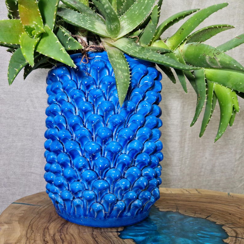 BottegaSophieSalina Pinecone Vase - Thumbnail 3
