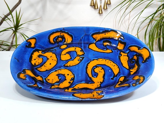 Medium oval 40 cm triple fired new Aeolian style