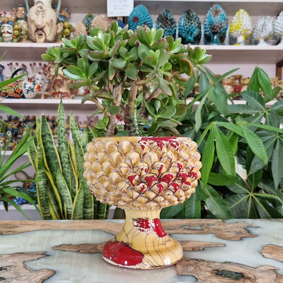 Half Pine Cone H.20 L.20 cm Sicilian Ceramic Caltagirone Artisan made entirely by hand, vase holder, caspò, vase, pine cone, centerpiece
