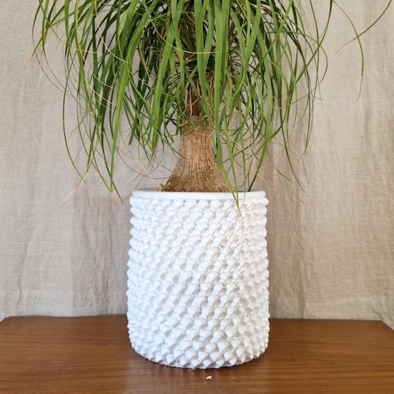 Pigna Vase H.36 L.33 cm Artisan Sicilian Ceramics made entirely by hand, vase holder, caspò, vase, pine cone,