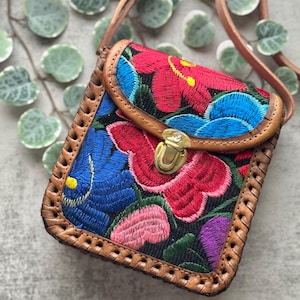 Handmade Mexican Leather Bag, Hand-Tooled Embossed Leather Floral Purse, Mexican Purse, Embroidered Bag, Gift for her, Mother’s Day gift