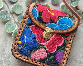 Handmade Embroidered Leather Bag: Floral Mexican Purse