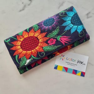 Portefeuille brodé, Portefeuille brodé floral, Portefeuille femme, Cadeau pour elle, Portefeuille Chiapas, Portefeuille fait main, Portefeuille mexicain
