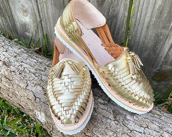 Leather Huarache Sandals: Boho Hippie Vintage Shoes