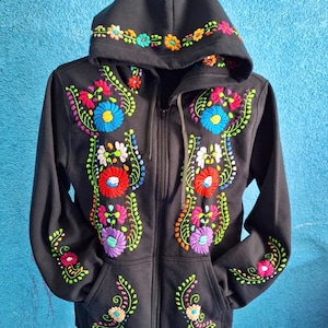 Mexican Floral Sweatshirt. Artisanal Sweatshirt Made in Mexican Floral Sweatshirt. Artisanal Sweatshirt Made in