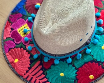 Embroidered Floral Sun Hat: Handmade Mexican Palm Sombrero (Size L)