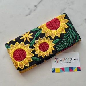 Embroidered Wallet, Floral Embroidery Wallet, Wallet Women, Gift for her, Chiapas Wallet, Handmade Wallet, Mexican Wallet