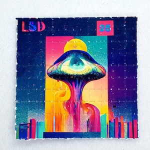 Strange Mushroom Blotter Art - Mini hoja de 100 pestañas