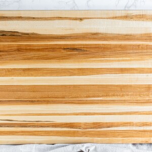 maple edge grain cutting board XXV image 4