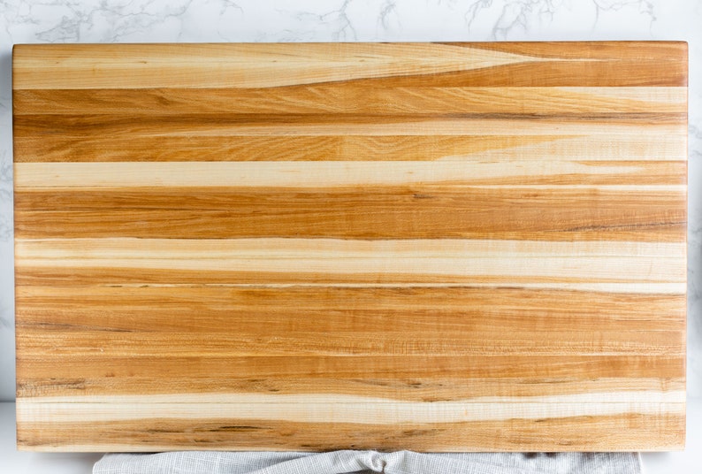 maple edge grain cutting board XXV image 2