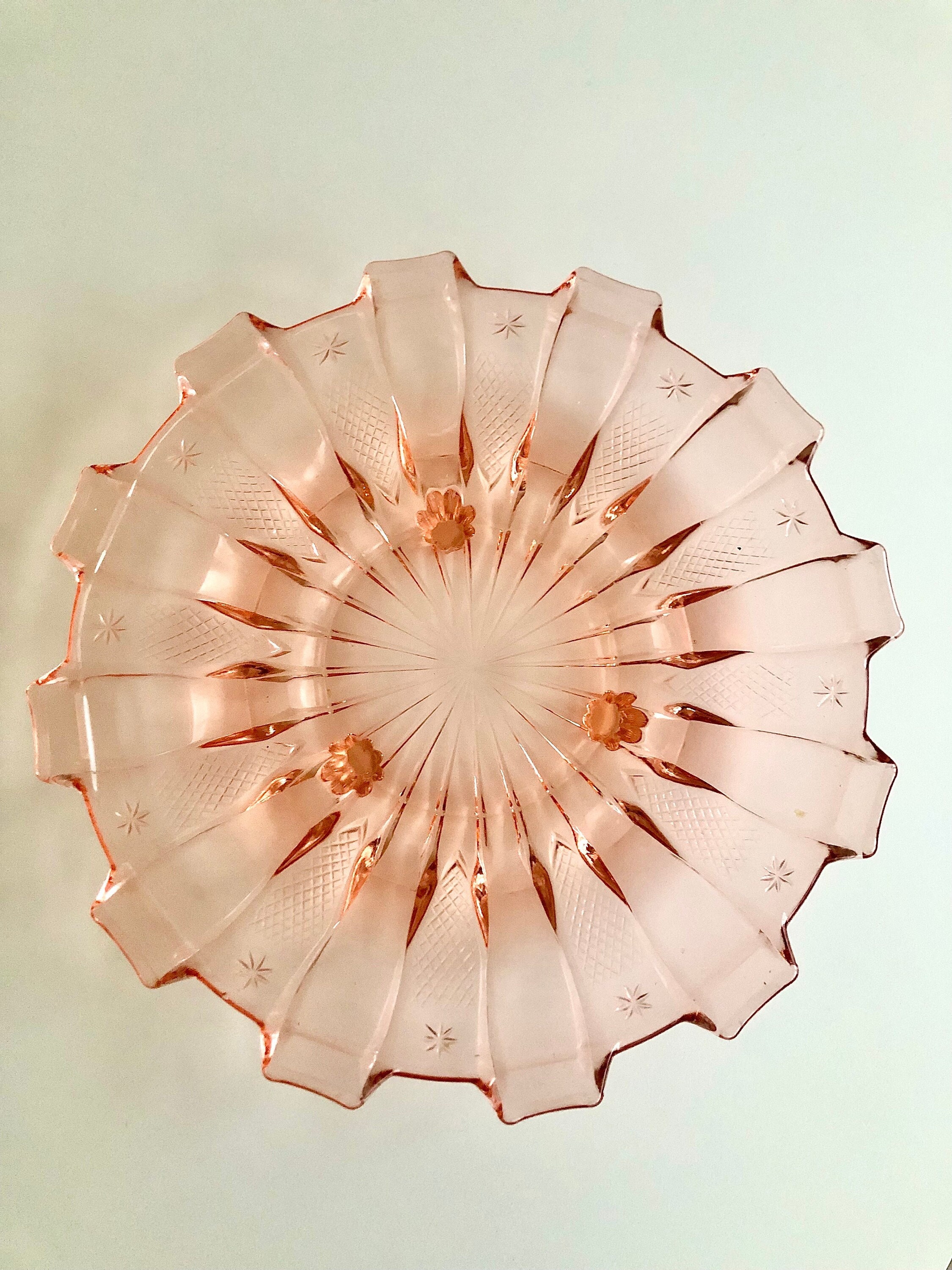 Vintage large Art Deco detailed dish from the 50's