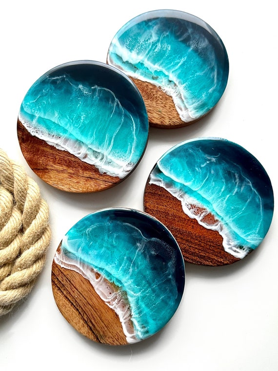 Ozean-Untersetzer Set aus Holz und Epoxidharz – handgefertigt, personalisierbar- 10 cm