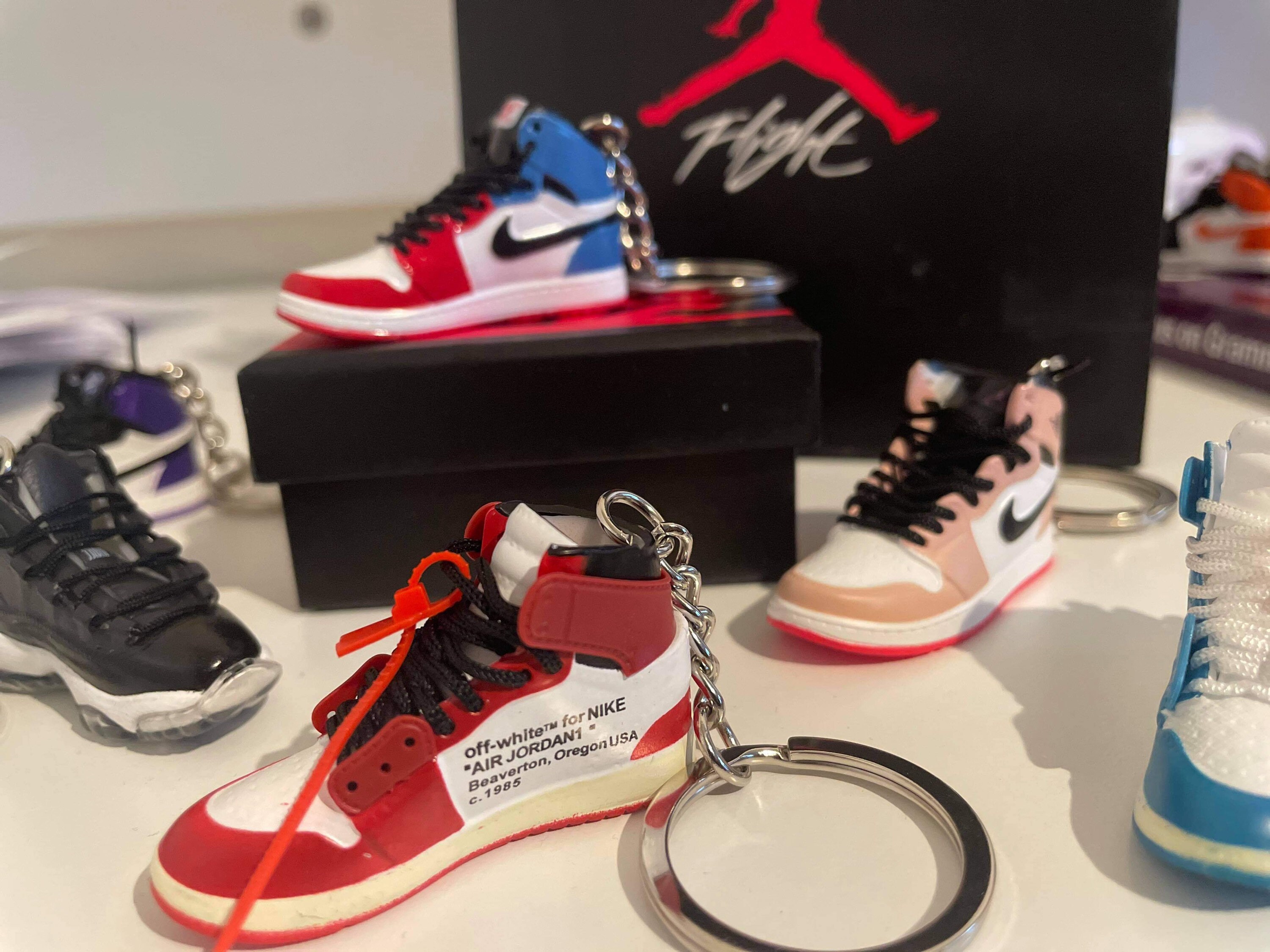 Single Air Jordan/ Nike 3D Mini Sneaker Keychain - Etsy