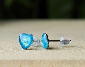 Silber Blaue Herz Ohrstecker, hellblaue Ohrring Stecker aus Edelstahl, kleine wasserfeste Ohrringe, Schmuck Geschenk für Tochter