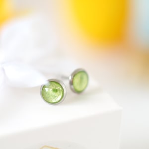 Green stainless steel stud earrings, waterproof 8mm stud earrings, small stud earrings as a gift, various colors, green and silver image 5