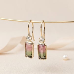 Pendientes colgantes de turmalina biológica con diamantes, pendientes colgantes rectangulares de oro de 10k, 14k y 18k, joyería de piedra natal de octubre, regalo para ella/madre/esposa.