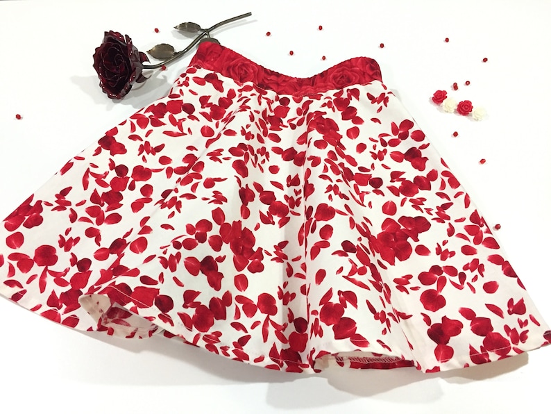 Girls Off White Skirt with Rose petals \u2022 Girls Half Circle Skirt \u2022 Toddler Skirt \u2022 Party Skirt Ages 3-4