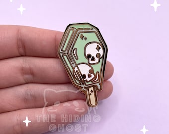 Spooky Popsicle Enamel Pin - Skull | Spooky Pin | Kawaii Pin | Pastel Pin | Enamel Pin | Hard Enamel Pin | Skull Pin | Pastel Goth