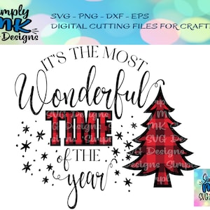 Het is de mooiste tijd van het jaar - SVG / PNG / DXF - Print & Cut - Digitaal snijbestand - Kerstmis - Vakantie - Boom - Buffalo Plaid
