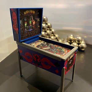 Alien Poker Mini Pinball / Xmas Ornament