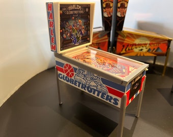 Harlem Globetrotters Mini Pinball / Xmas Ornament