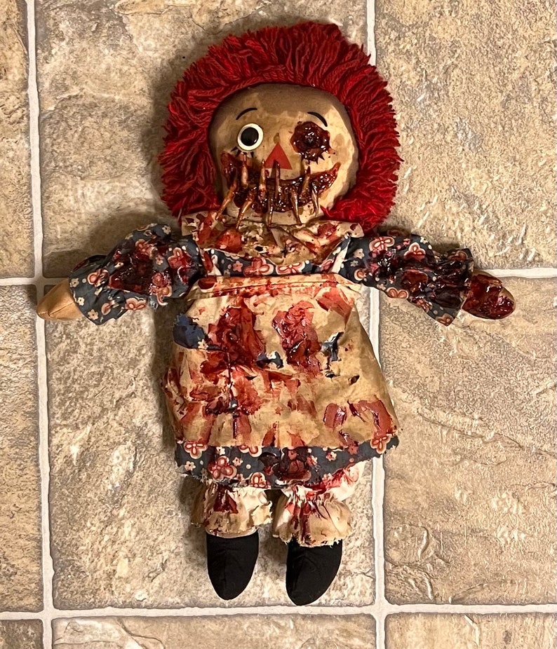 Possessed horror Raggedy Ann Doll image 1