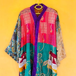Wholesale lot of 2 Pcs Floral Vintage Boho Silk Kimono, Recycled Silk Sari Kimono Robe, Patchwork Robe, Night Wear,Beach Wear,Gift for her