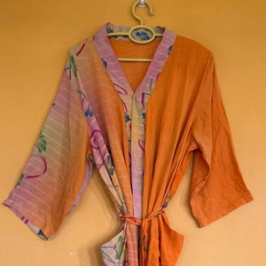 Indian Silk Saree Sleepwear Bathrobe Jacket, Recycled Sari Robe Silk Saree Kimono, Dressing Gown, Patchwork Shower Robe. Christmas sale