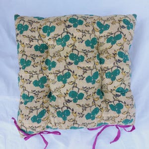 Handmade Kantha Chair Cushion with Ties: 100% Cotton Seat Pad image 3