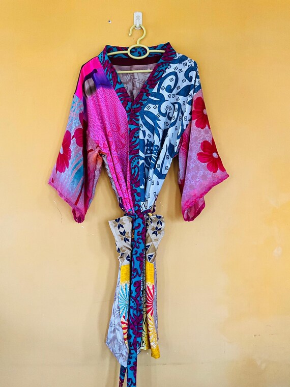 Patchwork Silk Sari Kimono Robe – Lightweight Art… - image 4