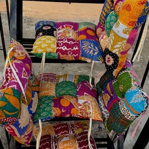 Handmade Kantha Chair Cushion: 100% Cotton Seat Pad 15x15