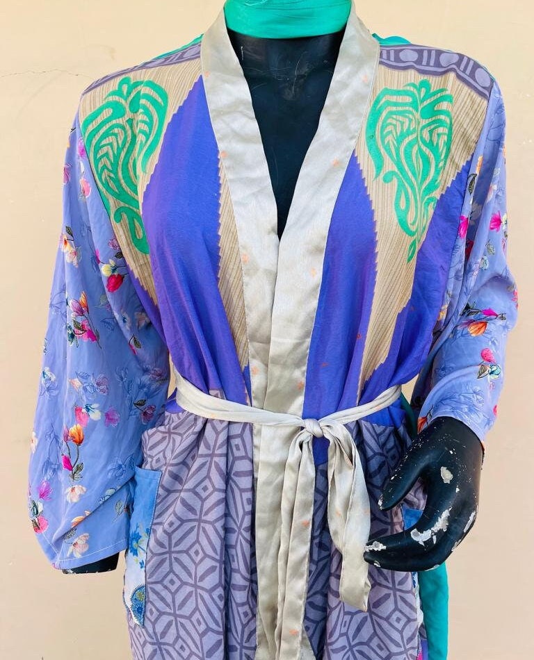 Silk Bed-to-Beach Robe FLAMBOYANT FLOWER