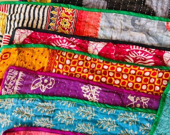 Conjunto de panos de prato vintage Kantha: panos de prato de algodão indiano feitos à mão.