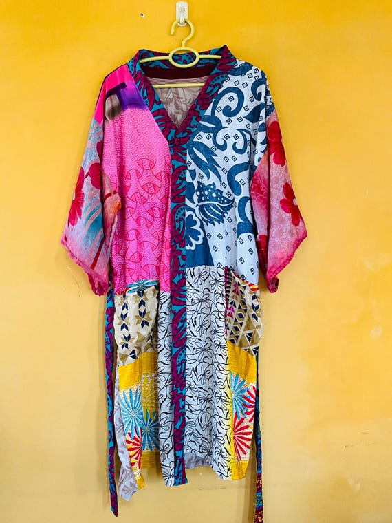 Patchwork Silk Sari Kimono Robe – Lightweight Art… - image 2