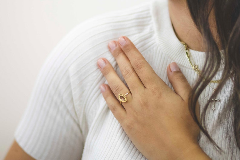 Leaf Shaped Zircon Handmade Special Natural Ring Gold Plated image 8