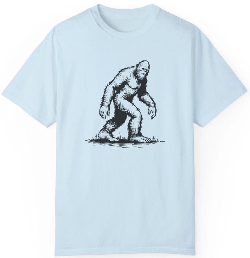 Bigfoot Comfort Colors Oversized Tee, Yeti tshirt, Sasquatch Tshirt Vintage Style Sasquatch t-shirt, cool Yeti tshirt - Unisex T-Shirt