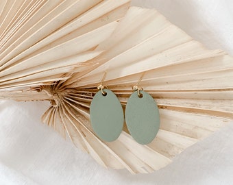 IRIS | Handmade Polymer Clay Earrings  - Statement Earrings - Modern - Minimalist - Spring