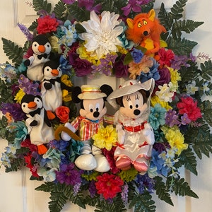 Mickey and Minnie as Mary Poppins and Bert (XL) Wreath