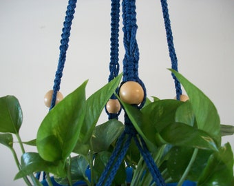 Handmade Macramé Plant Hanger l Blue Macramé Plant Hanger with Natural Wood Beads l Handmade Plant Holder