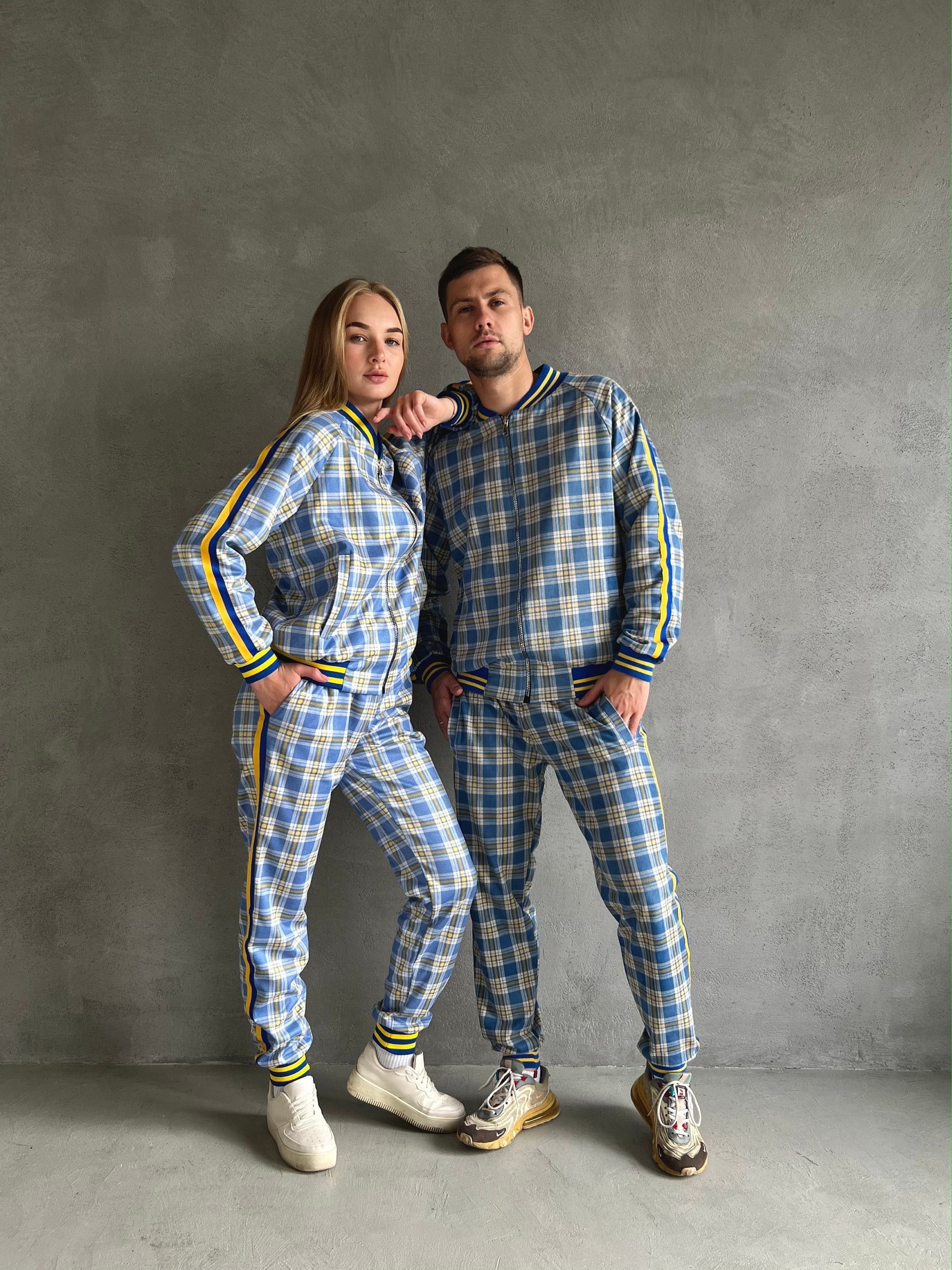 Men and women matching sweatsuits hotsell