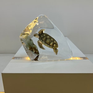 Crystal Sea Schildkröte Skulptur von Mats Jonasson, Glaskunst, Glasskulpturen & Figuren