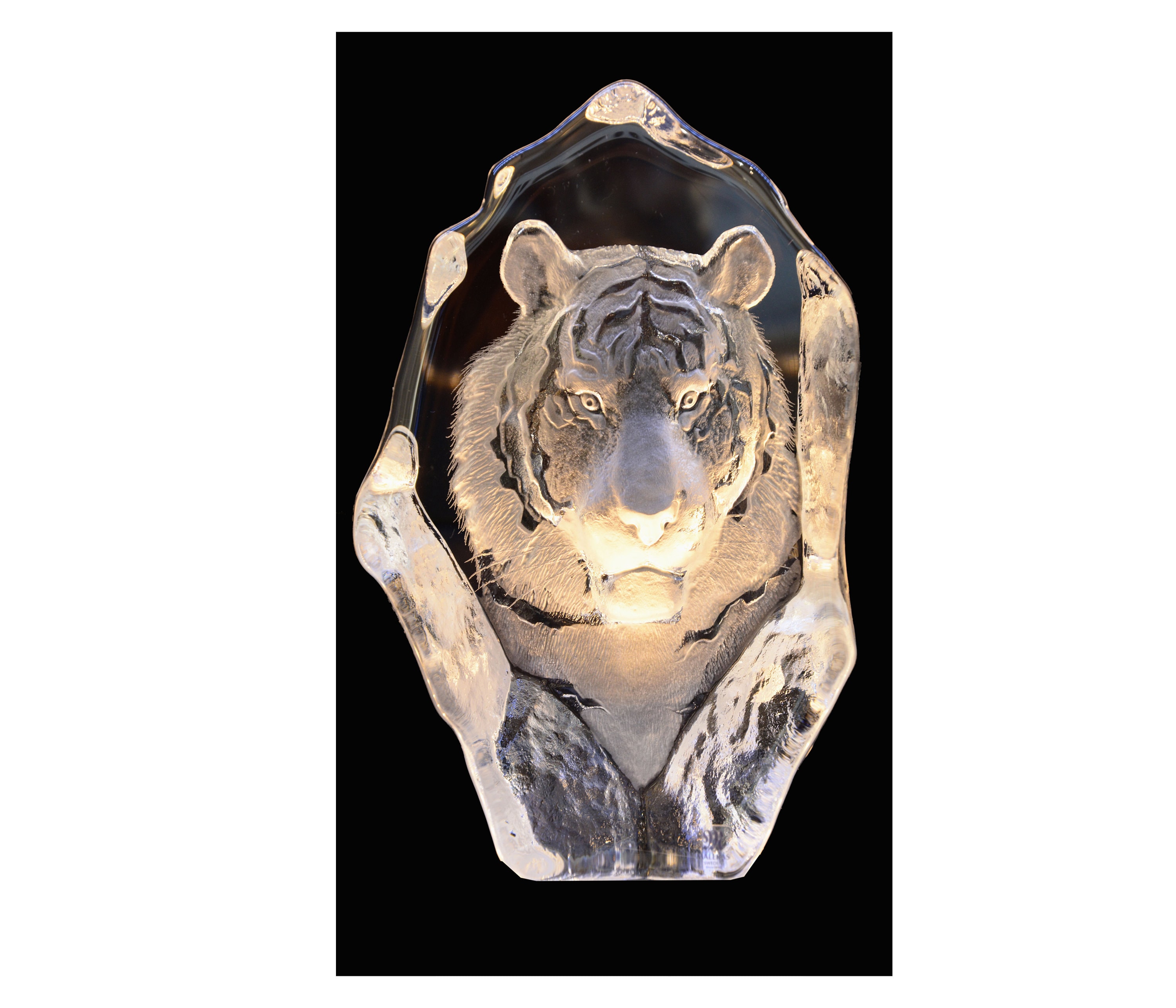 Tiger Crystal Sculpture by Mats Jonasson, Maleras, Sweden Etsy Canada