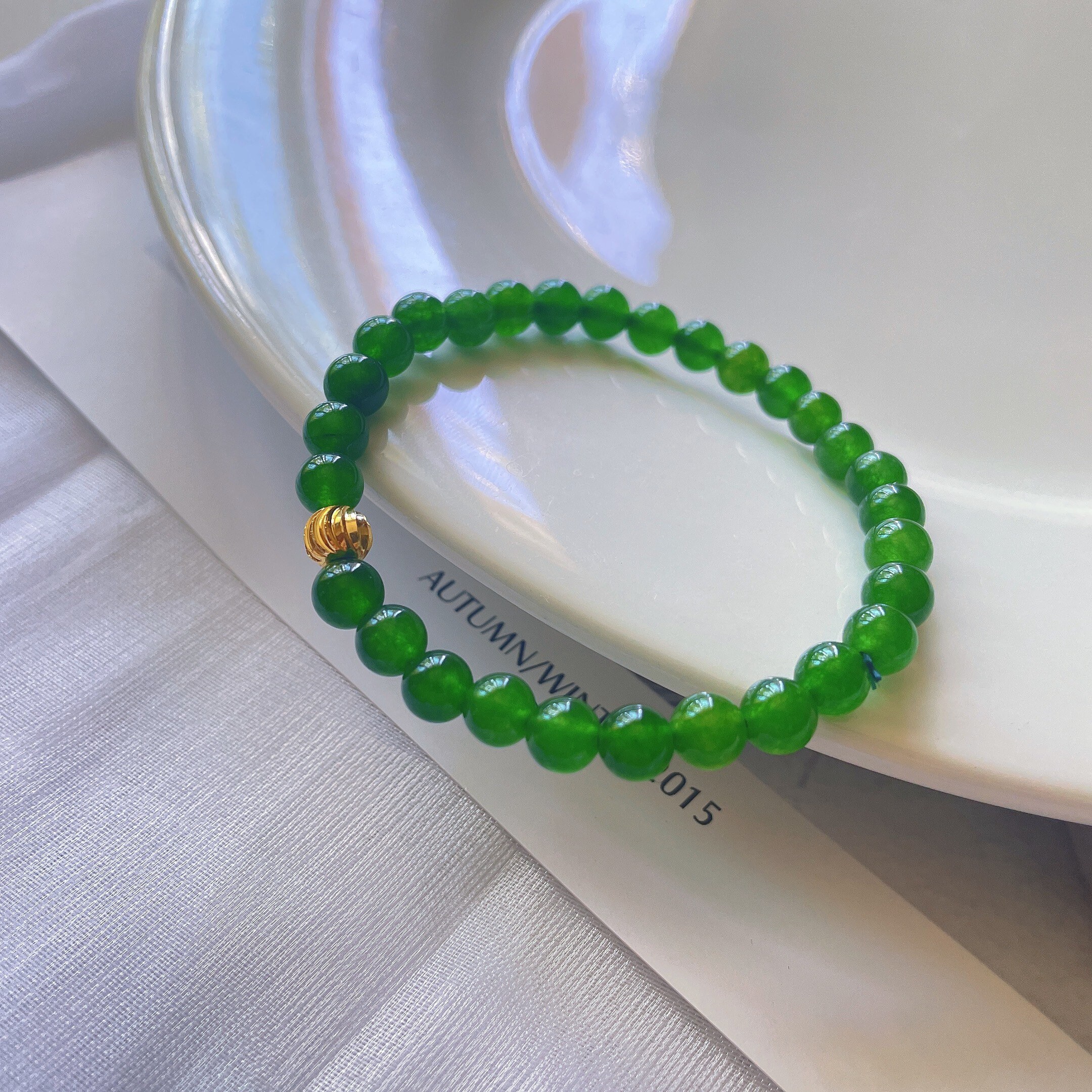 Emerald green deals jade bracelet