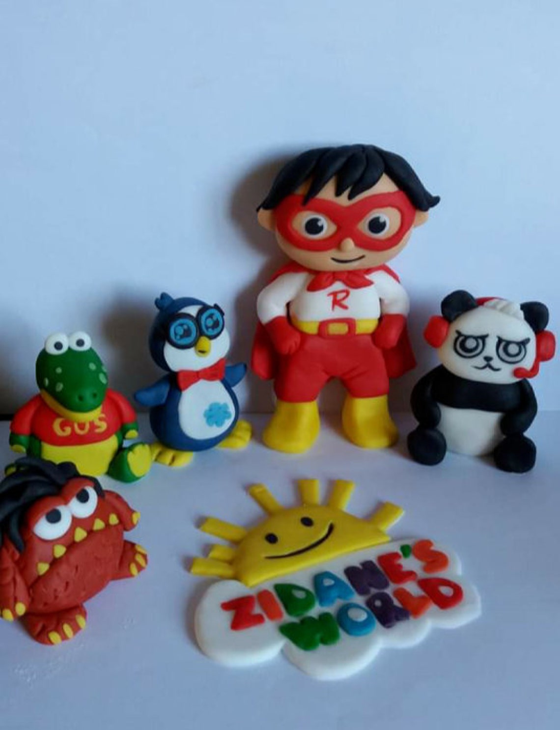 Edible cake decorations RYAN'S WORLD set of 6 characters
