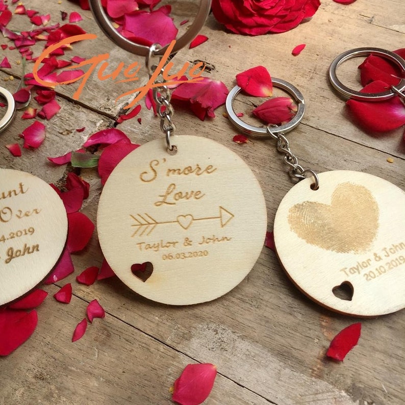Rustic Wedding Gifts 10pcs Personalized Wood Key Chain Wedding Party Favors Souvenirs for guests,Key Tag Custom Engraved Wooden Key chain