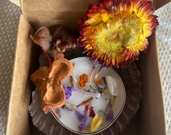 Mini Magic Abundance box. Dressed tea light, shell offering dish, natural foraged & floral organics. Manifestation. Witchcraft. Pagan